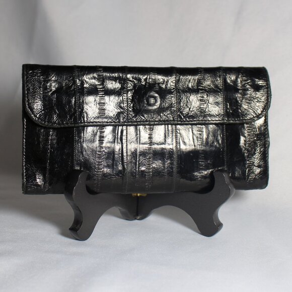 Women's Black Faux Leather Tri-fold Wallet - Picture 1 of 5